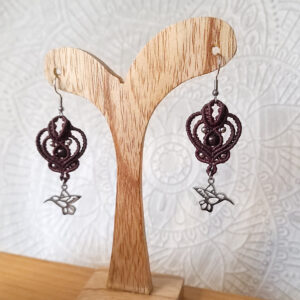 Boucles d'oreille grenat colibri