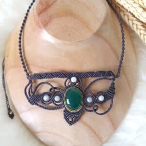 Collier asymétrique onyx vert