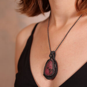 Pendentif rhodonite asymétrique
