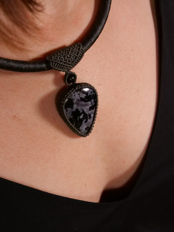 Taran - Collier torque souple Gabbro – Image 2