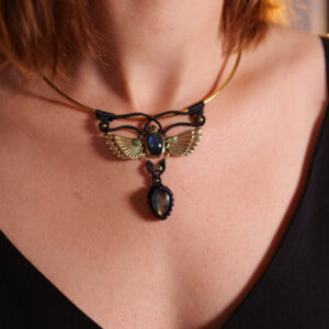 Nout - Collier ras de cou en labradorite