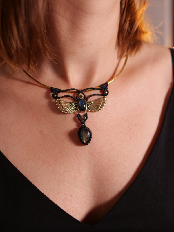 Nout - Collier ras de cou en labradorite