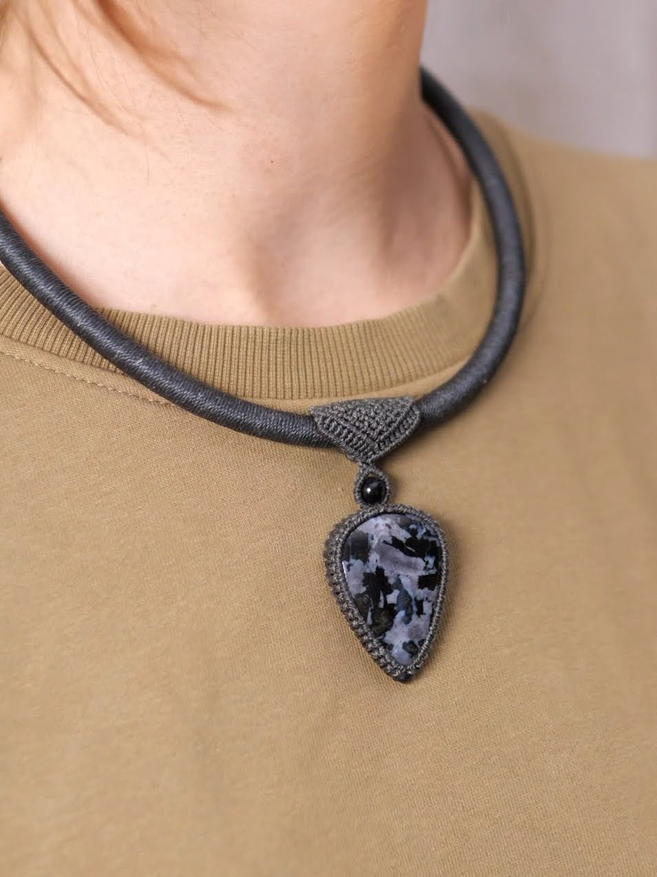 Collier ethnique Gabbro