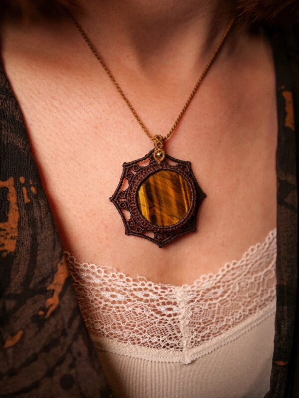 Pendentif mandala oeil de tigre