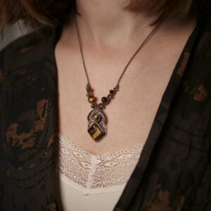 Collier ondulation oeil de tigre